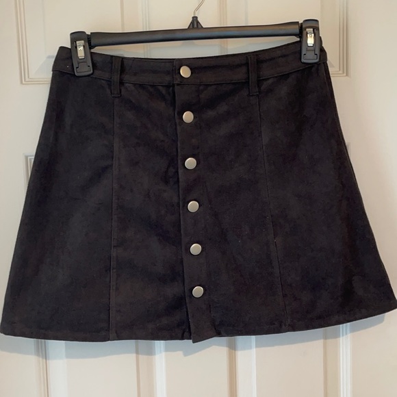 Olivaceous Black Faux Suede Skirt size M - Picture 1 of 5